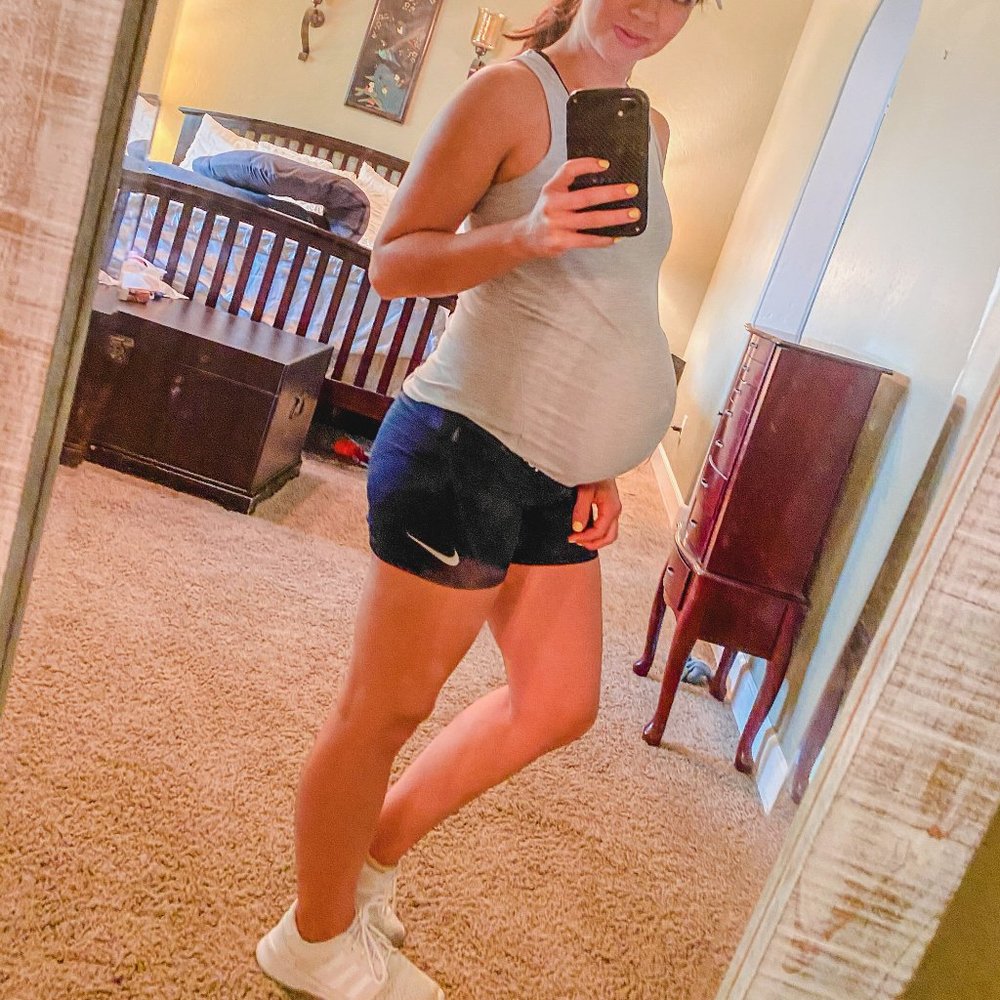 Old Navy Maternity Breathe ON Mesh-Back Tank Top